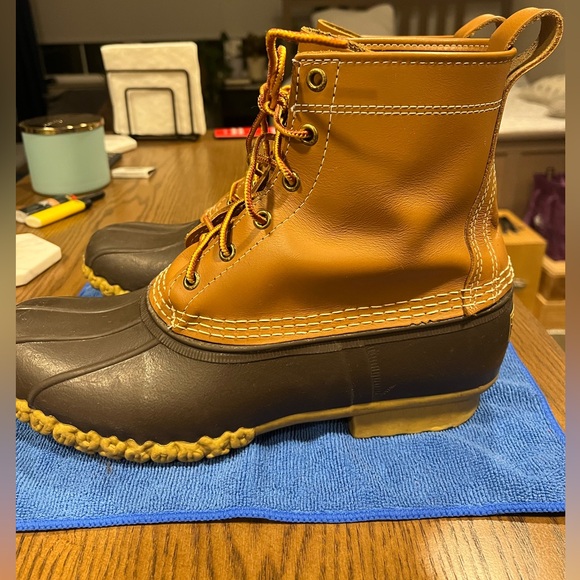 L.L.Bean Men's Bean Boots, 8" Size 10 - Picture 2 of 5